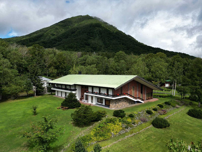 ヒノキ新薬ルスツ山寮