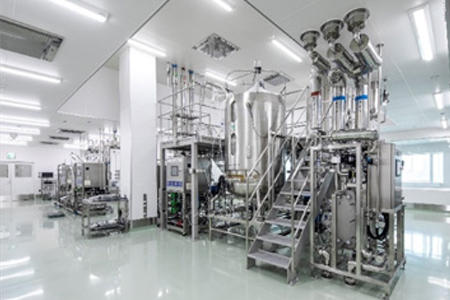 写真4:生産設備:シングルユース設備の最大活用