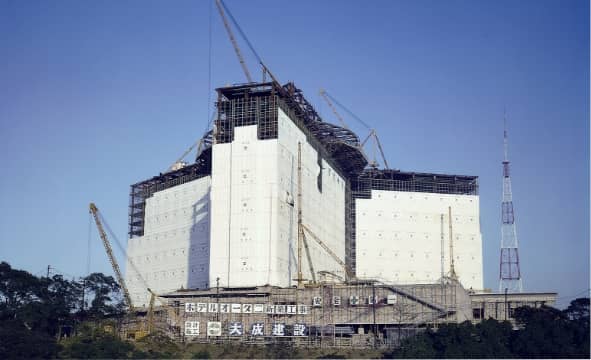 Becoming a pillar of postwar reconstruction and high economic growth