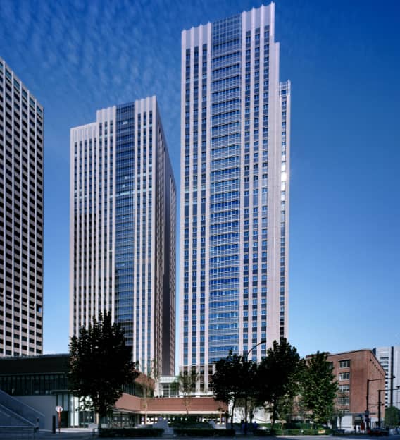 Kasumigaseki Common Gate (Central Government No.7 building)