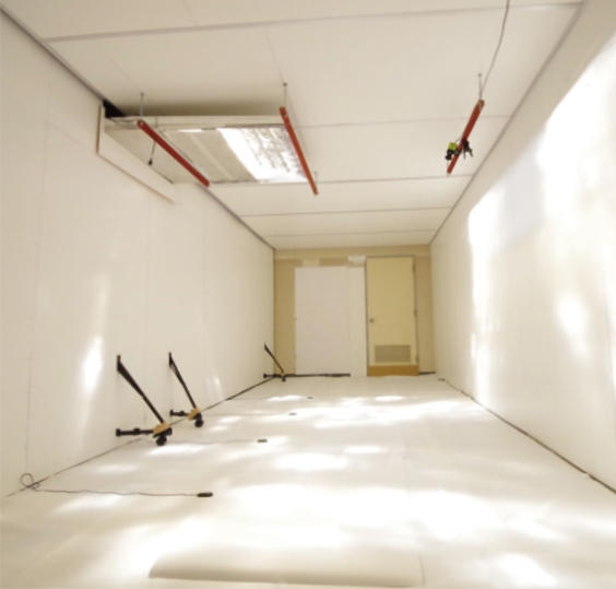 「T-Light Duct100」による室内への自然光導入